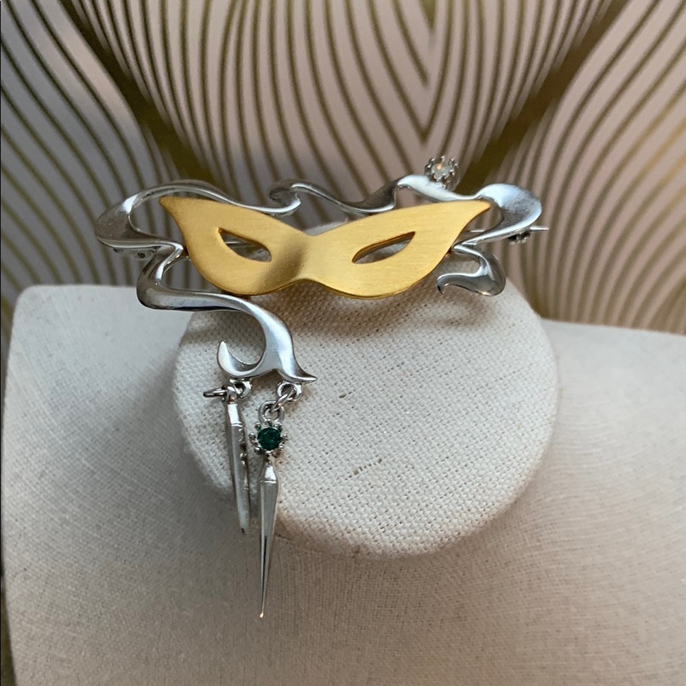JJ JONETTE Silver and Gold Masquerade Mask Brooch
